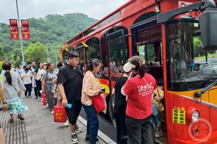 杜兰特：东契奇掌控了整场比赛 传球、篮板、得分样样在行